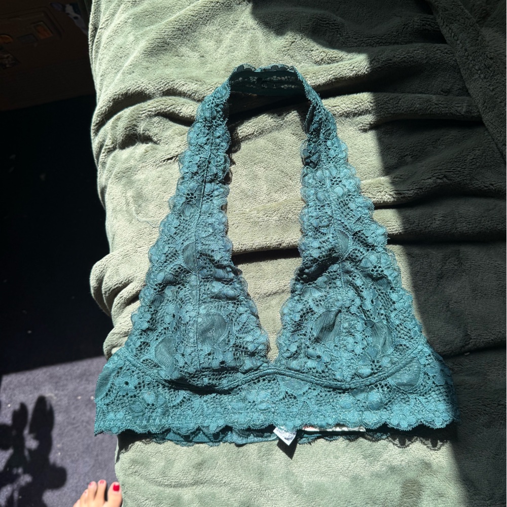Chic Lace Halter Bralette in Teal